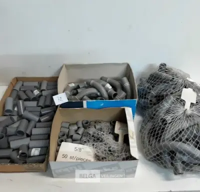 1 x Mix Pvc hulpstukken 5/8-3/4 – kavel bij Belga Veilingen, Oudsbergen