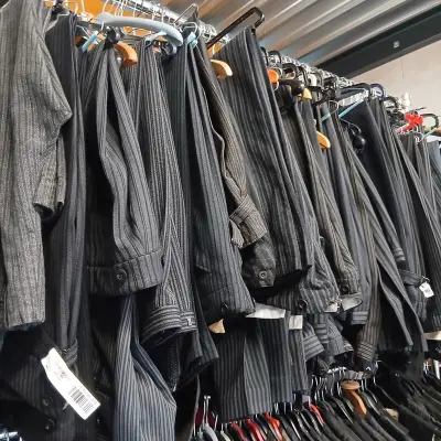 Ca. 66x Man, ouderwetse broeken – kavel bij Onlineveilingmeester, Drachten