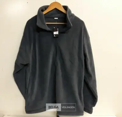 1 x Fleece trui lange rits grijs XL – kavel bij Belga Veilingen, Oudsbergen