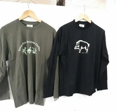 2 x T-shirt lange mouwen met print XXL – kavel bij Belga Veilingen, Oudsbergen