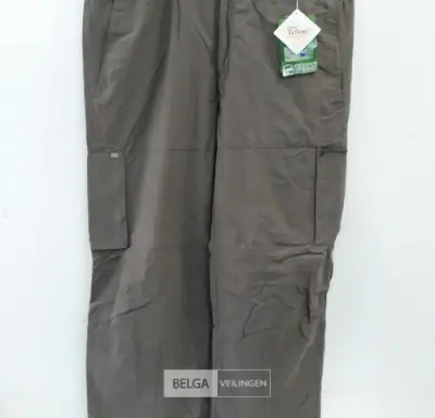 1 x Broek bruin Parks 42 – kavel bij Belga Veilingen, Oudsbergen