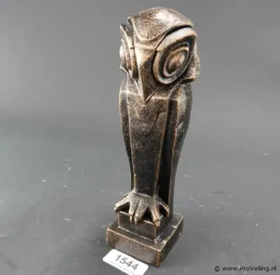 Faux bronzen uil in art-decostijl – kavel bij ProVeiling