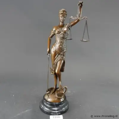 Bronzen Vrouwe Justitia – kavel bij ProVeiling