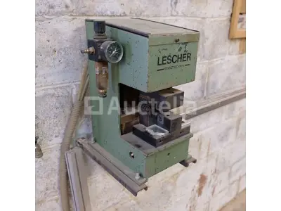 Pneumatische ponsmachine LESCHER – kavel bij Auctelia, Sankt Vith