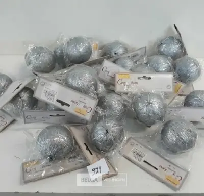 21 x Kerstbal pvc zilver met glitters 6 cm – kavel bij Belga Veilingen, Oudsbergen