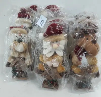 11 x Kerstfiguur op vogelhuisje 11 cm 3 assorti – kavel bij Belga Veilingen, Oudsbergen