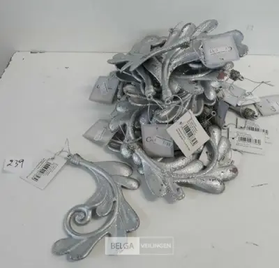 20 x Hangdeco blad grijs pvc 15 cm – kavel bij Belga Veilingen, Oudsbergen