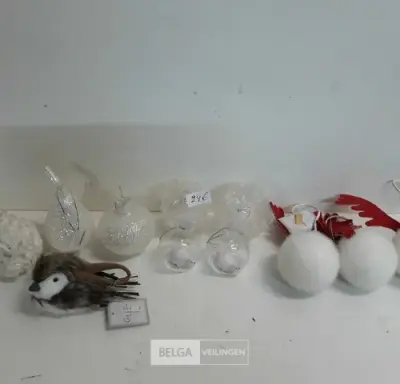 11 x Hangdeco mix – kavel bij Belga Veilingen, Oudsbergen