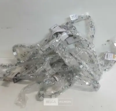 9 x Guirlande zilver met spiegelplaatjes 1,5M – kavel bij Belga Veilingen, Oudsbergen