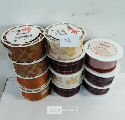 11 x Kerstlint mix – kavel bij Belga Veilingen, Oudsbergen