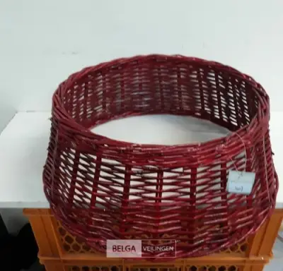 1 x Rieten kerstboomhuls rood 50 cm – kavel bij Belga Veilingen, Oudsbergen