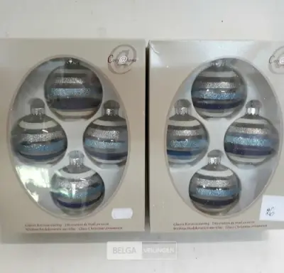 2 x Kerstballen glas 4 stuks blauw/zilver – kavel bij Belga Veilingen, Oudsbergen