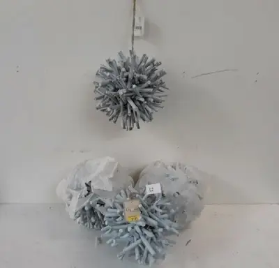 4 x Bal uit takken 20 cm – kavel bij Belga Veilingen, Oudsbergen