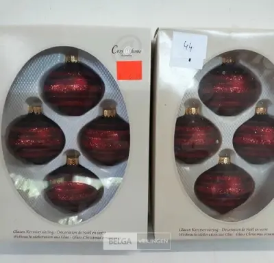 2 x Kerstballen tol glas 4 stuks rood – kavel bij Belga Veilingen, Oudsbergen