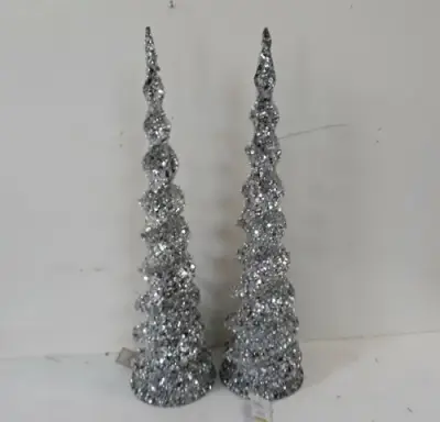 2 x Kerst kegel zilver 60 cm – kavel bij Belga Veilingen, Oudsbergen