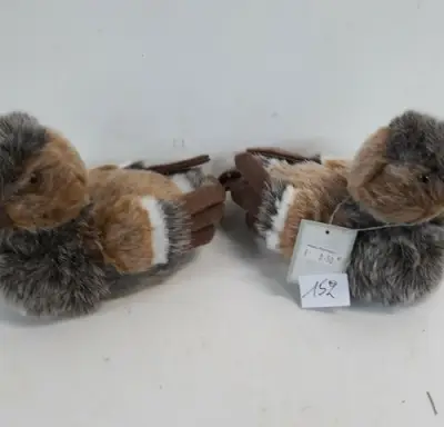 2 x Eend zachte haren 20x13 cm – kavel bij Belga Veilingen, Oudsbergen
