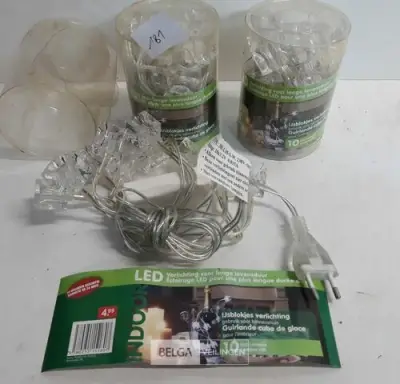 3 x Verlichting 10 ijsblokjes LED koud wit – kavel bij Belga Veilingen, Oudsbergen