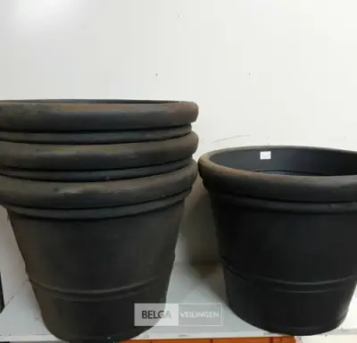 4 x Bloempot rond 50 x H42 cm – kavel bij Belga Veilingen, Oudsbergen