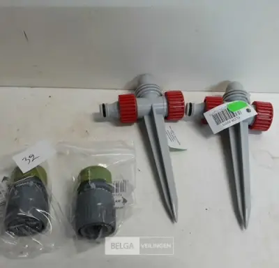 2 x Parasolsproeier + 2 slangkoppeling 5/8 – kavel bij Belga Veilingen, Oudsbergen