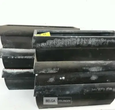 6 x Bloembakken 50 cm zinc met roestplekken – kavel bij Belga Veilingen, Oudsbergen