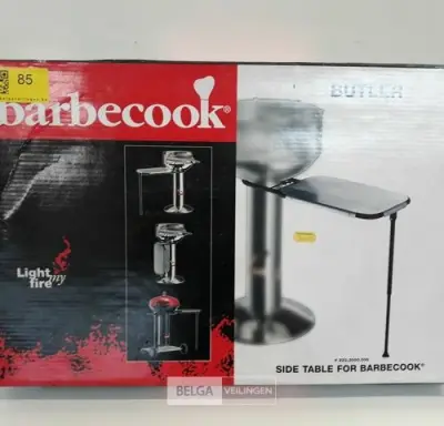 1 x BBQ tafel te bevestigen aan de BBQ – kavel bij Belga Veilingen, Oudsbergen