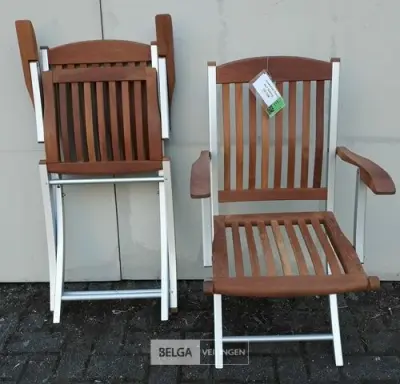 2 x Tuinstoel opklapbaar aluminium/teak met leuning – kavel bij Belga Veilingen, Oudsbergen