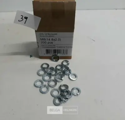 1 x Veerringen verzinkt M 8 200 stuks – kavel bij Belga Veilingen, Oudsbergen