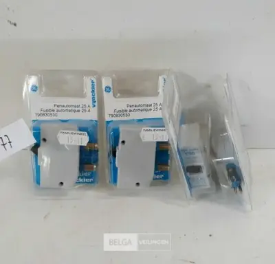 4 x Penautomaat vynckier 25A – kavel bij Belga Veilingen, Oudsbergen