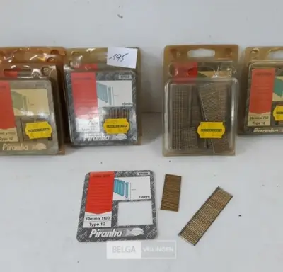 8 x Nagels 1100 stuks voor nagelpistool mix lengte – kavel bij Belga Veilingen, Oudsbergen