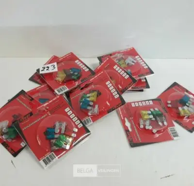 10 x Autozekeringen 6 stuks 7,5-10-15-20-25-30A – kavel bij Belga Veilingen, Oudsbergen