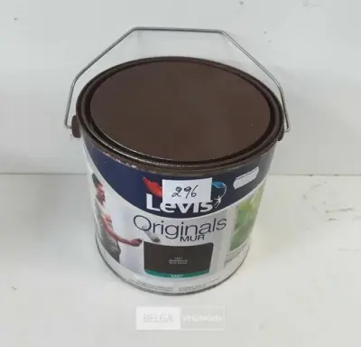 1 x Muur en plafond verf mat donker bruin Levis 2,5L – kavel bij Belga Veilingen, Oudsbergen