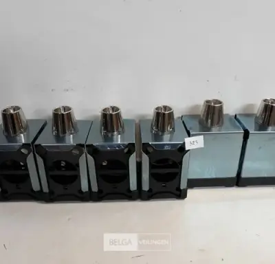 6 x Servettenhouder inox – kavel bij Belga Veilingen, Oudsbergen