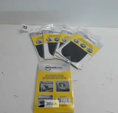 6 x Anti slip matje 8 x 15 cm – kavel bij Belga Veilingen, Oudsbergen
