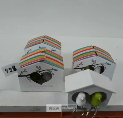 3 x Sleutelhanger in vogelhuisje 2 stuks met fluitje – kavel bij Belga Veilingen, Oudsbergen