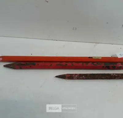 3 x Steenbeitel punt 20-35-40 cm – kavel bij Belga Veilingen, Oudsbergen