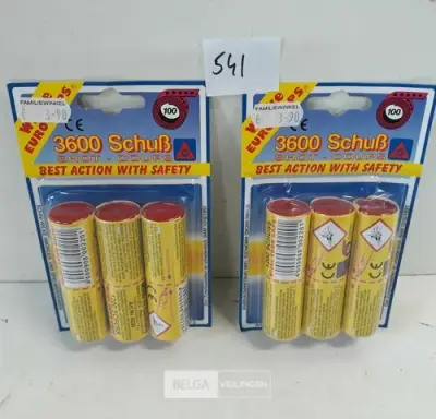 3 x Klappers voor speelgoedgeweer op rol 100 knallen (3600) – kavel bij Belga Veilingen, Oudsbergen