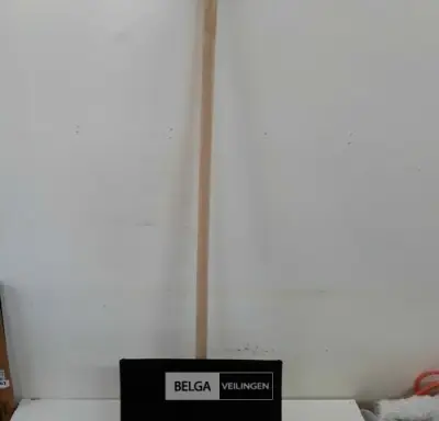 5 x Sneeuwschep pvc 40 cm – kavel bij Belga Veilingen, Oudsbergen