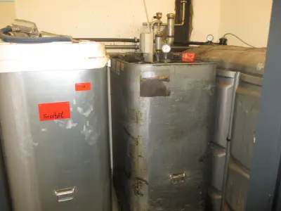 3 tanks – kavel bij NetBid, Tübingen
