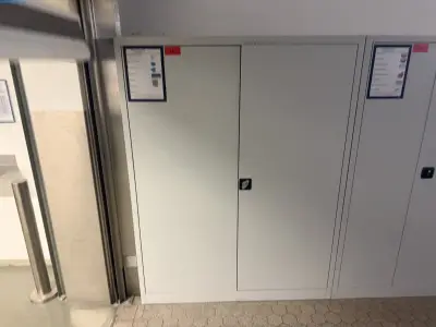 Werkplaatskast – kavel bij NetBid, Berlin