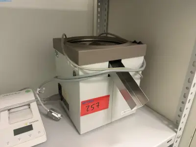 Automatic Dosing Machine Mettler Toledo LV10 – kavel bij NetBid, Berlin