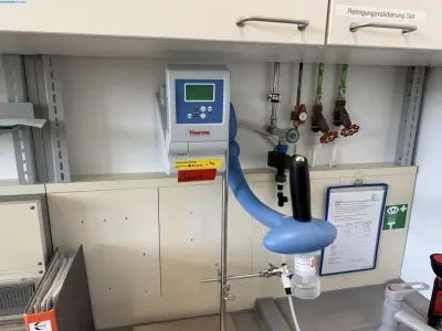 Pure Water System Thermo Scientific Genpure UV-TOC XCAD+ – kavel bij NetBid, Berlin