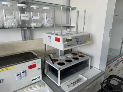 Persbericht: Erweka DT700 HH – kavel bij NetBid, Berlin
