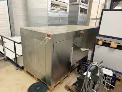 Airlock BIOSCAPE – kavel bij NetBid, Berlin