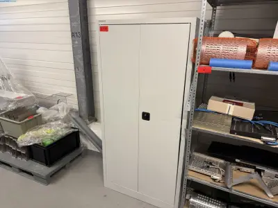 Workshop Cabinet – kavel bij NetBid, Berlin