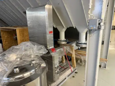 Coating Arm Bohle – kavel bij NetBid, Berlin