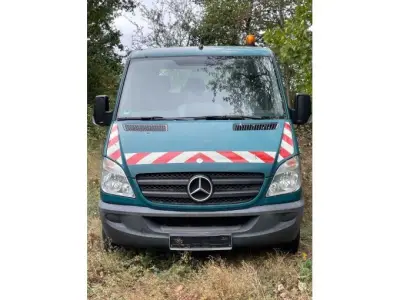 1 Mercedes-Benz Sprinter 210 CDI, Doppelkabine mit Pritsche. nicht fahrbereit – kavel bij Zoll-Auktion, Hodenhagen