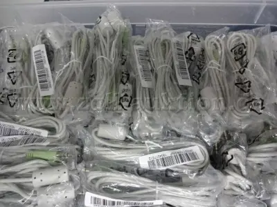 50 Klinke-Stecker schwarz – kavel bij Zoll-Auktion, Bremen