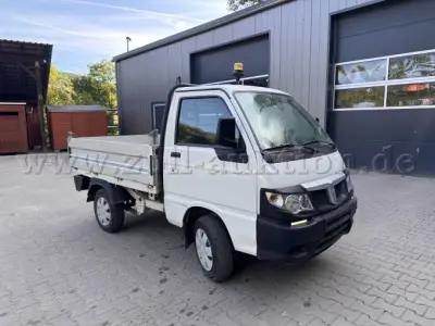 1 Piaggio Porter met kiepfunctie – kavel bij Zoll-Auktion, Heroldsbach
