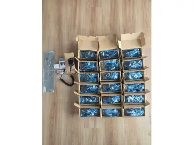 19 Motorola RMN5052A compacte microfoons – kavel bij Zoll-Auktion, Hamburg
