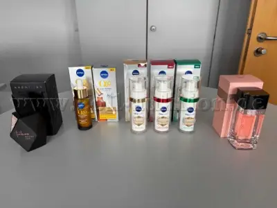 7 Artikel (2 Parfüme, 5 verschiedene Nivea Cremes) – kavel bij Zoll-Auktion, Offenburg